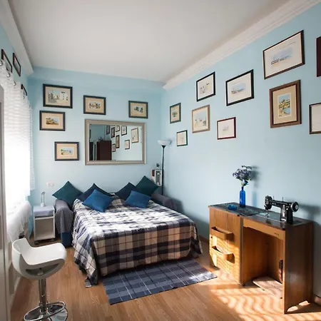 Simon House Guest house *
